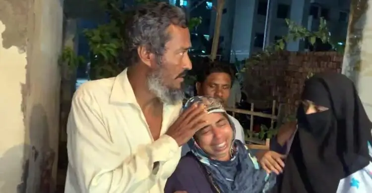 বাস-মাইক্রোবাস সংঘর্ষ বিয়ে করে ফেরার পথে ঘটে দুর্ঘটনা, কনেসহ একই পরিবারে নিহত ১১