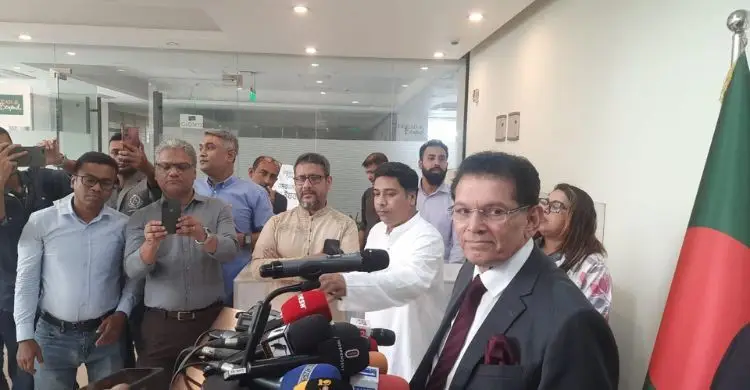 মধ্যপ্রাচ্যের যুদ্ধ দীর্ঘ হলে বাংলাদেশের অর্থনীতি চাপে পড়বে পল কাপুরকে খলিলুর রহমান