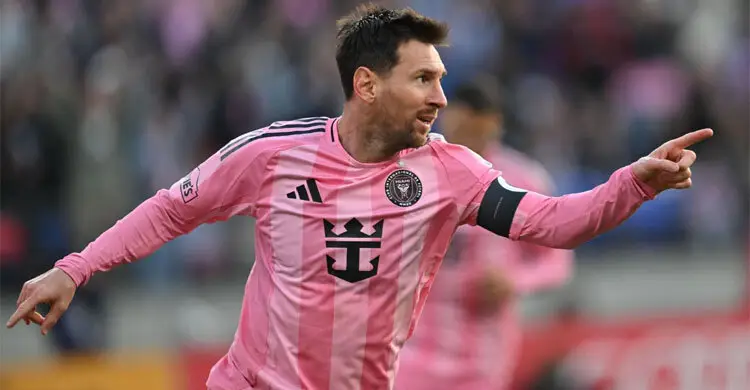 আর এক গোলেই ইতিহাস, মেসির গোলে মিয়ামির জয়