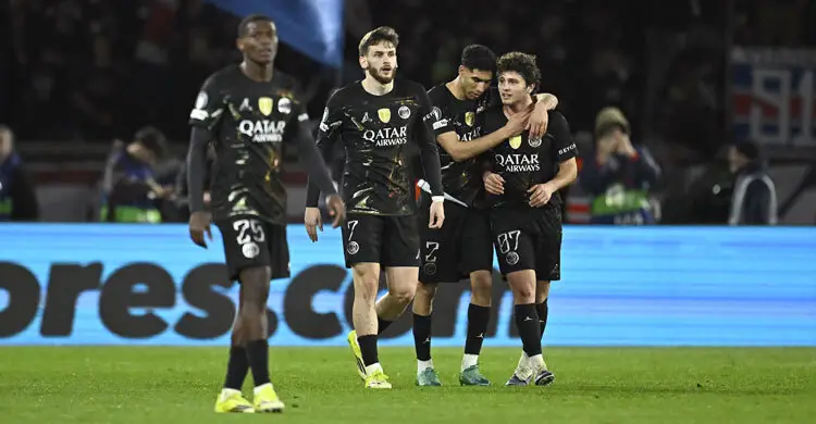 শেষ ২০ মিনিটের ঝড়ে চেলসিকে উড়িয়ে দিল পিএসজি