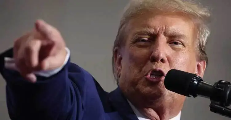 ইরানে হামলায় সাহায্য করেনি স্পেন, বাণিজ্য বন্ধের হুমকি ট্রাম্পের