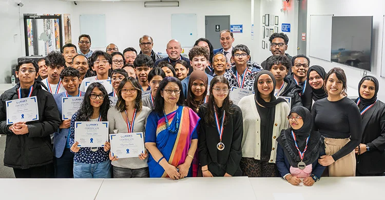 নিউ ইয়র্কে খান’স টিউটোরিয়াল’র কৃতি শিক্ষার্থীদের সংবর্ধনা