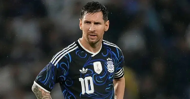 বিশ্লেষকের মন্তব্য বিশ্বকাপের শীর্ষ ফেবারিটের মর্যাদা হারালো আর্জেন্টিনা!