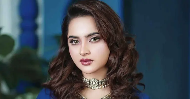 প্লাস্টিক সার্জারি নিয়ে মুখ খুললেন কেয়া পায়েল