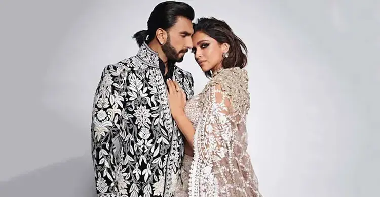 বিচ্ছেদের গুঞ্জনে তোলপাড়, মুখ খুলছেন না রণবীর-দীপিকা