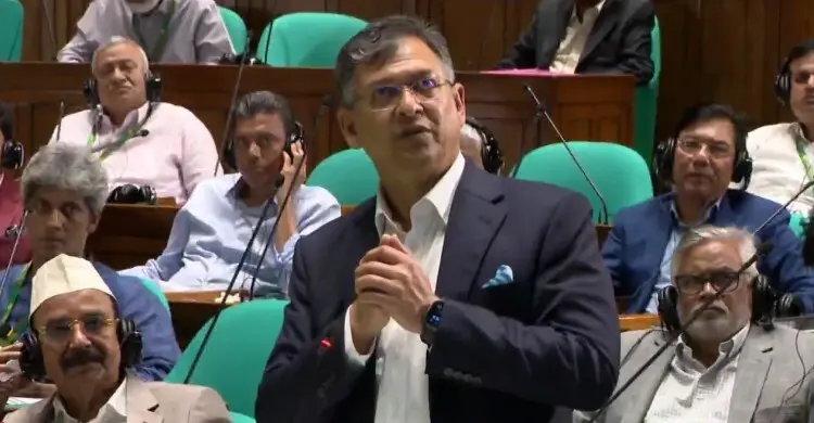 সংবিধান সংস্কার হয় না বরং স্থগিত বা সংশোধন হয়: স্বরাষ্ট্রমন্ত্রী