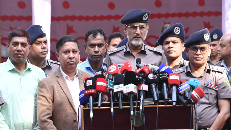 পহেলা বৈশাখে রাজধানীজুড়ে নিরাপত্তার চাদর, ১৪ স্থানে ব্যারিকেড