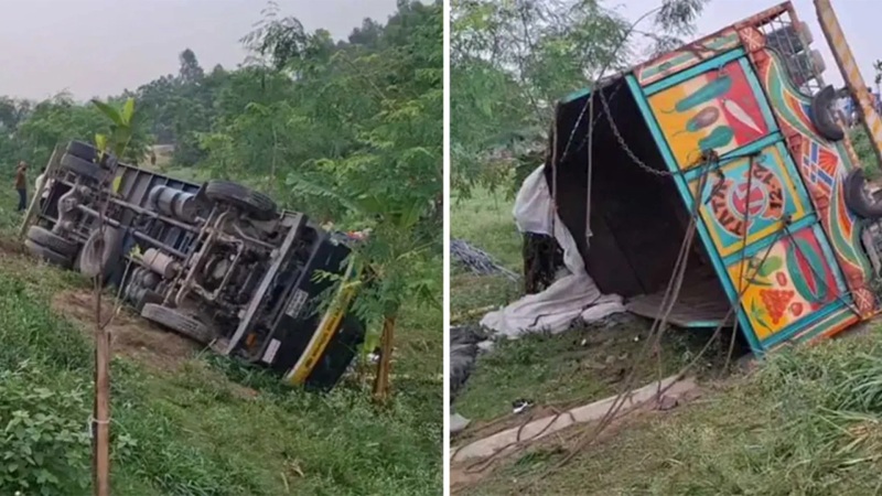 টাঙ্গাইলে রডবোঝাই ট্রাক উল্টে নিহত ১৫