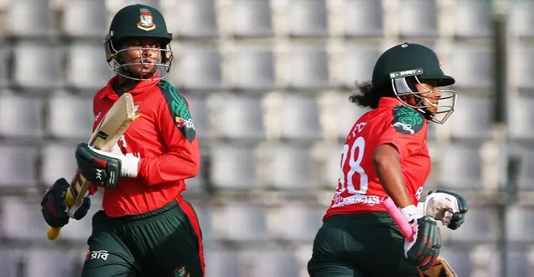রুদ্ধশ্বাস টি-টোয়েন্টিতে ৩ রানে হেরে হোয়াইটওয়াশ বাংলাদেশ
