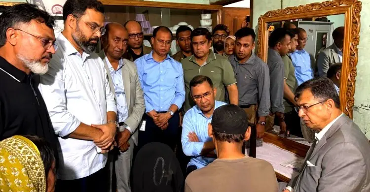 শিশু রামিসার বাসায় গেলেন প্রধানমন্ত্রী, দিলেন দ্রুত বিচারের আশ্বাস