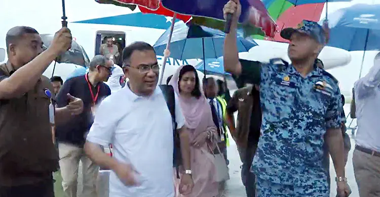 সিলেটে পৌঁছেছেন প্রধানমন্ত্রী তারেক রহমান