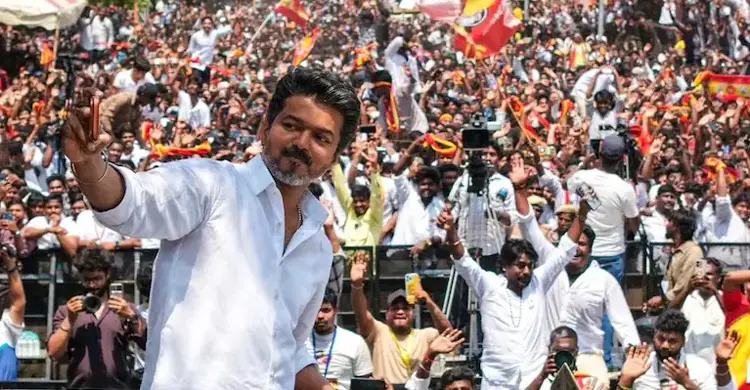 তামিলনাড়ুতে থালাপতি বিজয়ের দল ৮৫ আসনে এগিয়ে