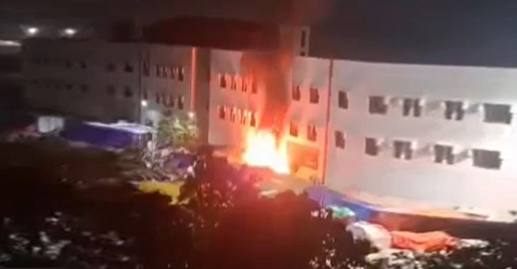 শাহজালাল বিমানবন্দরের কার্গো ভিলেজে ফের আগুন