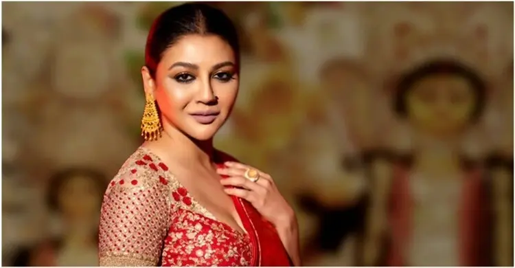 ‘মুশকিল হচ্ছে, মেসিকেও ভালো লাগে’, কোন দলের সমর্থক জয়া আহসান