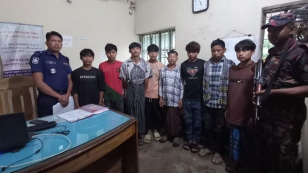 বান্দরবানের নাইক্ষ্যংছড়ি সীমান্ত দিয়ে অনুপ্রবেশের চেষ্টা, মিয়ানমারের ৮ নাগরিক আটক