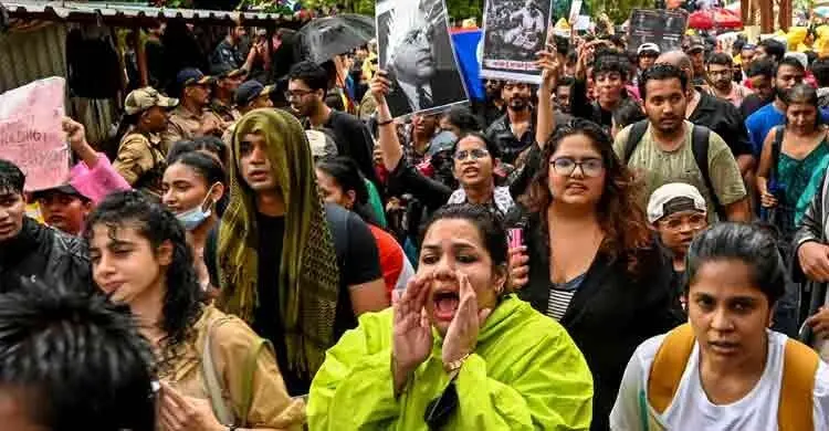 দিল্লিতে নিজেদের দাবিতে অনড় বিক্ষোভকারীরা, ছাড়েননি রাজপথ